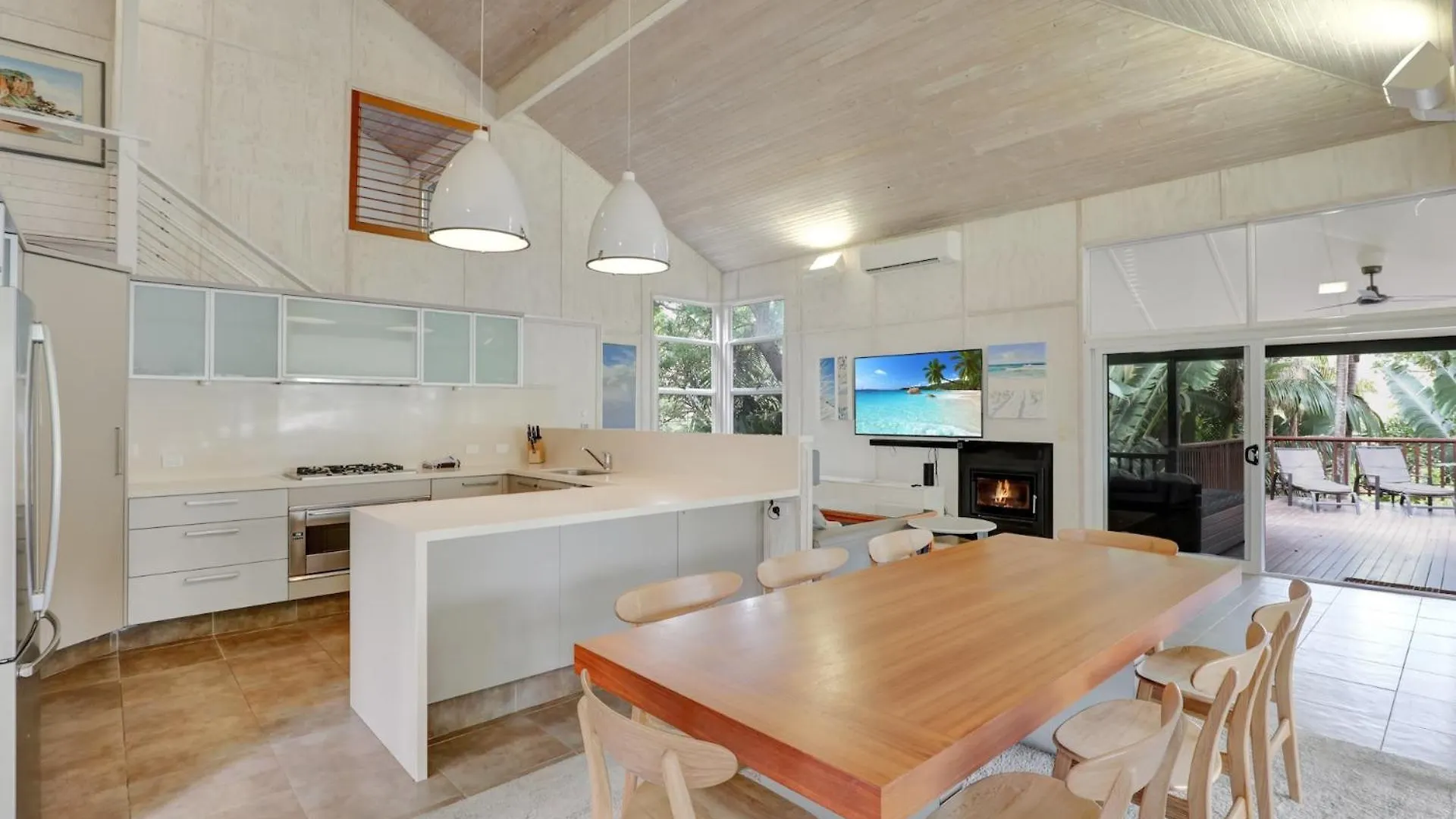 Billa Villa 波因特卢考特 度假居